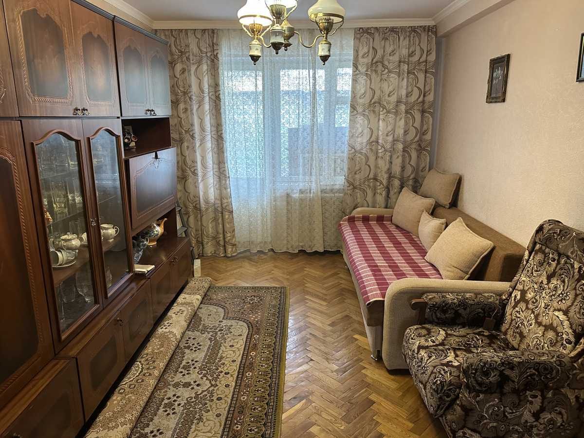 Продажа 2-комнатной квартиры 46 м², Волынская ул., 31
