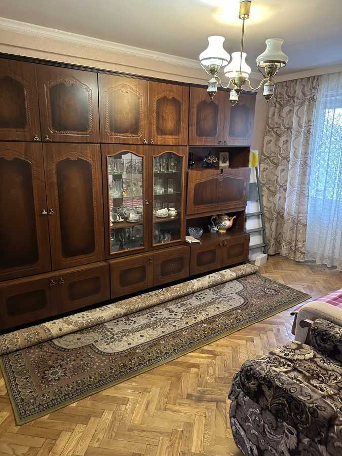 Продажа 2-комнатной квартиры 46 м², Волынская ул., 31