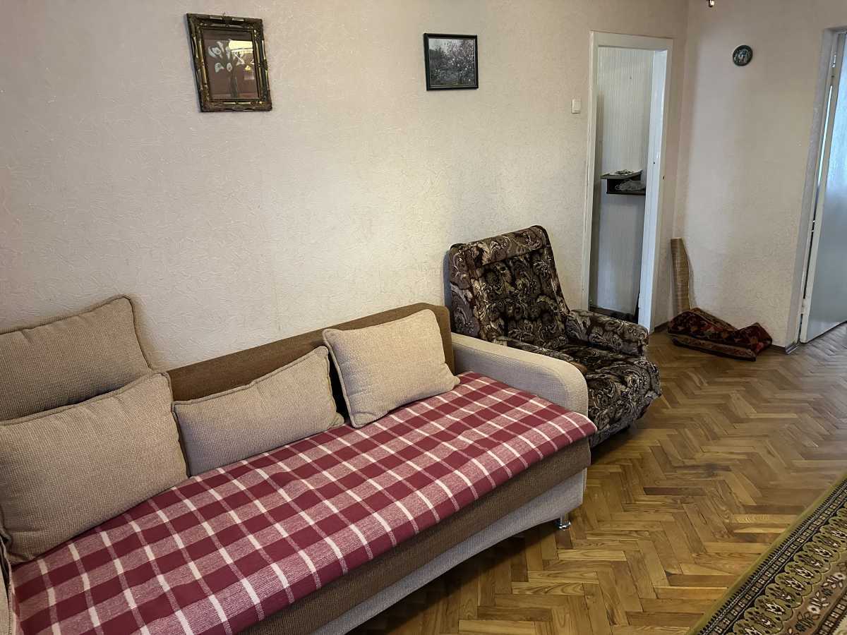 Продажа 2-комнатной квартиры 46 м², Волынская ул., 31