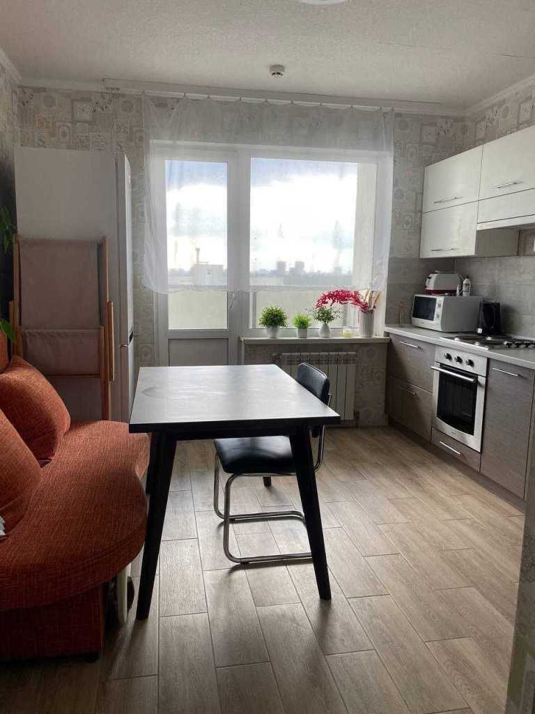 Оренда 1-кімнатної квартири 47 м², Інженера Бородіна вул., 6
