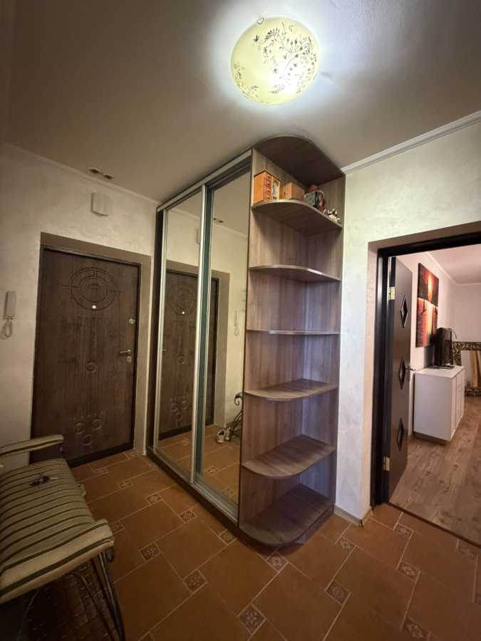 Продажа 1-комнатной квартиры 56 м², Бориспольская ул., 6