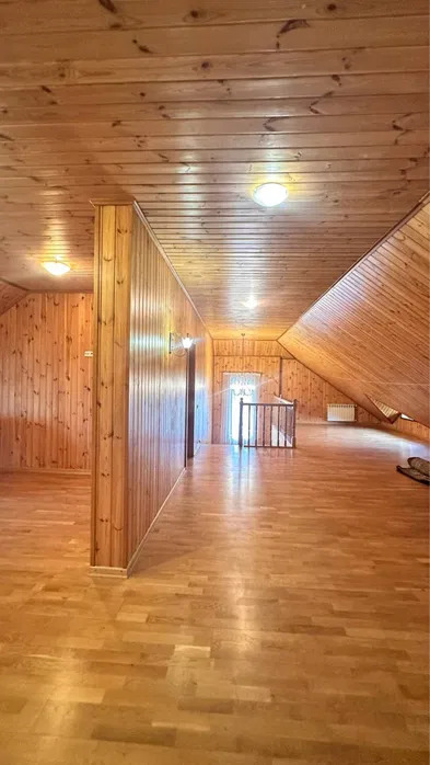 Оренда будинку 650 м²