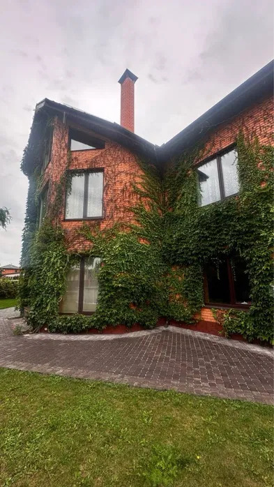 Оренда будинку 650 м²