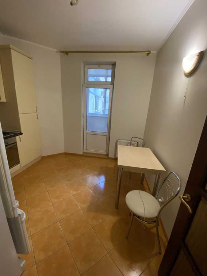 Аренда 1-комнатной квартиры 48 м², Раисы Окипной ул., 8