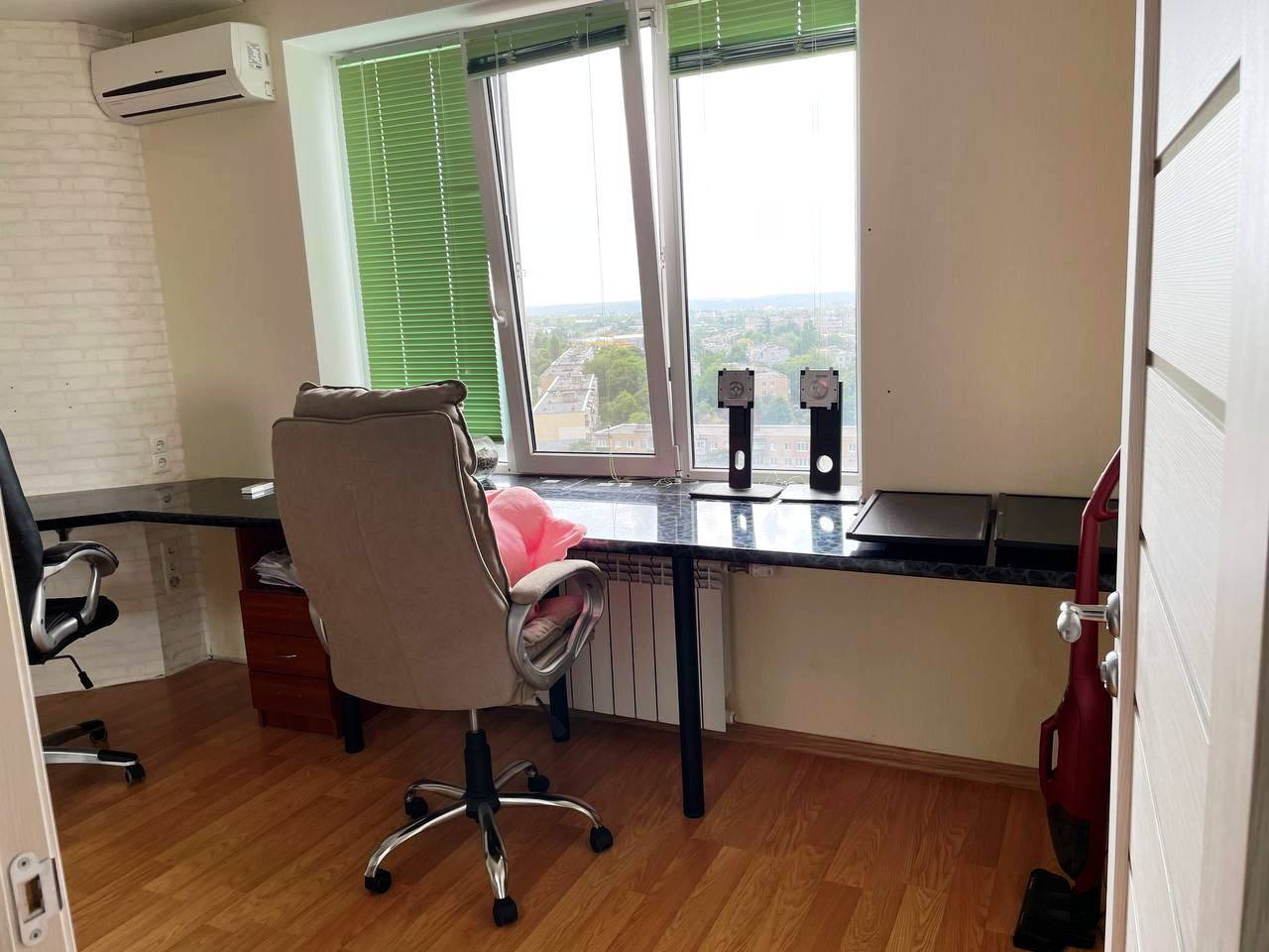 Продажа 3-комнатной квартиры 104 м², Петра Григоренко просп., 16