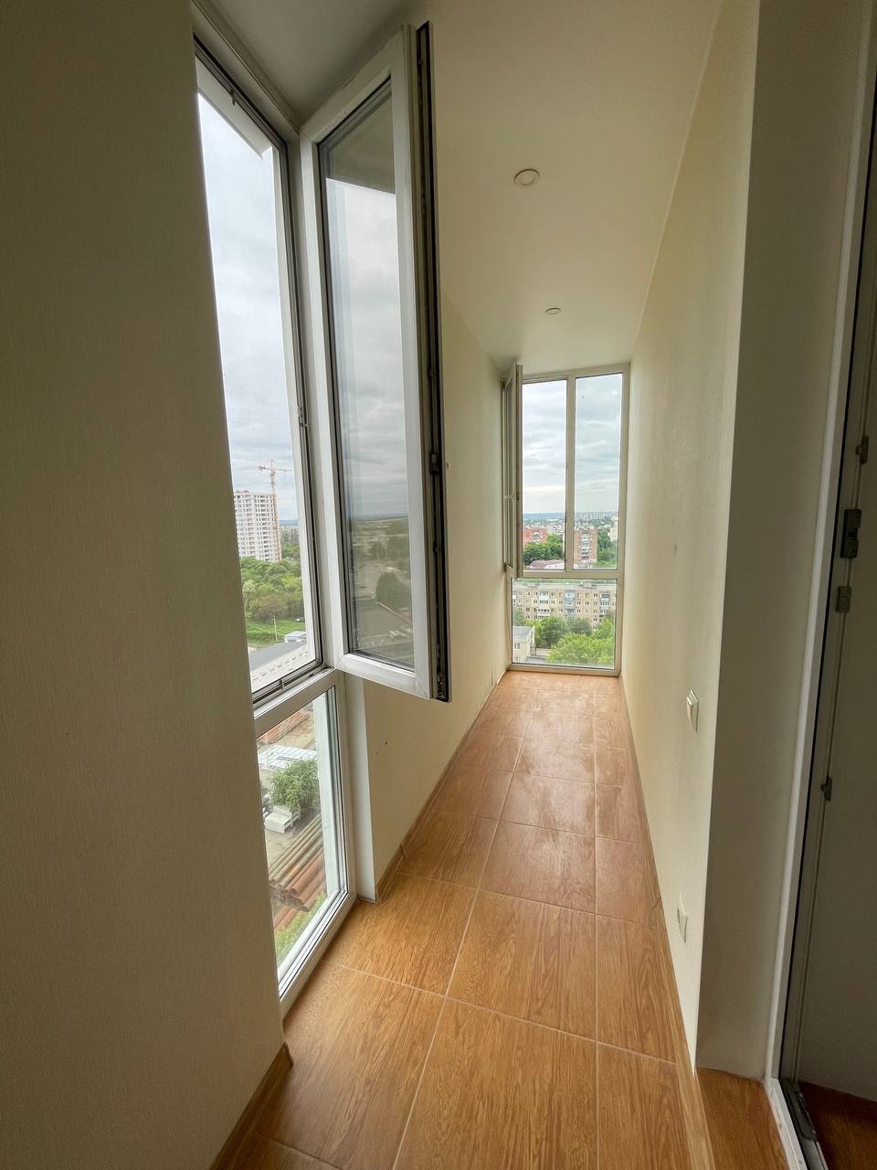 Продажа 3-комнатной квартиры 104 м², Петра Григоренко просп., 16