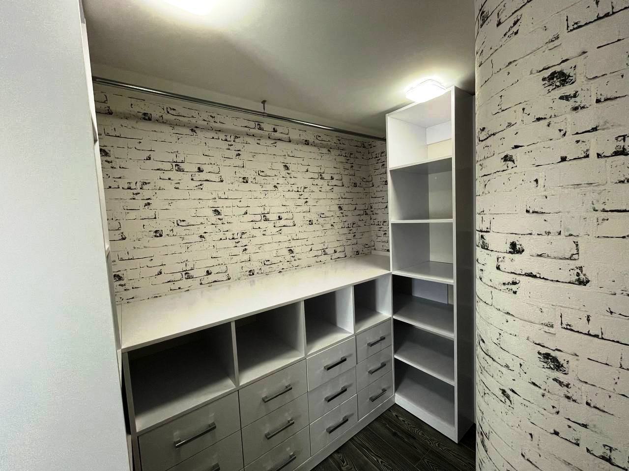 Продажа 3-комнатной квартиры 104 м², Петра Григоренко просп., 16