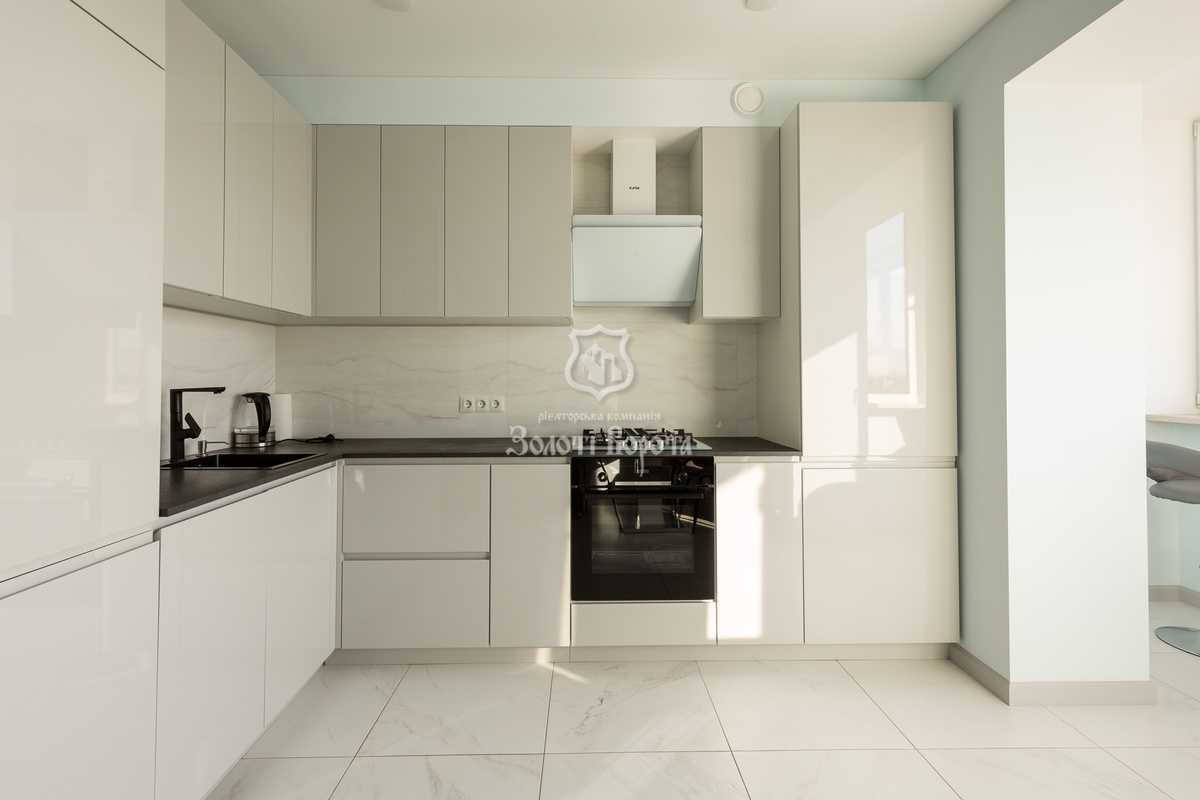 Продажа 3-комнатной квартиры 94 м², Щаслива, 7