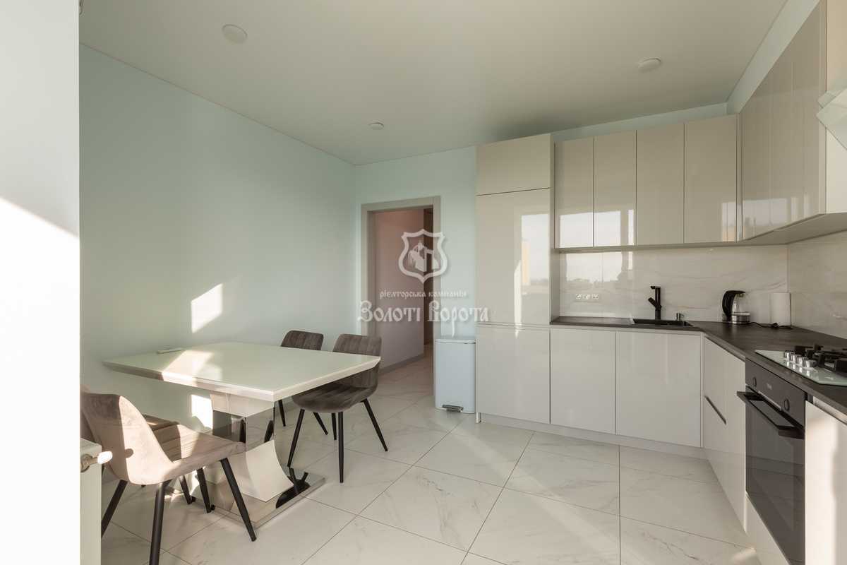 Продажа 3-комнатной квартиры 94 м², Щаслива, 7