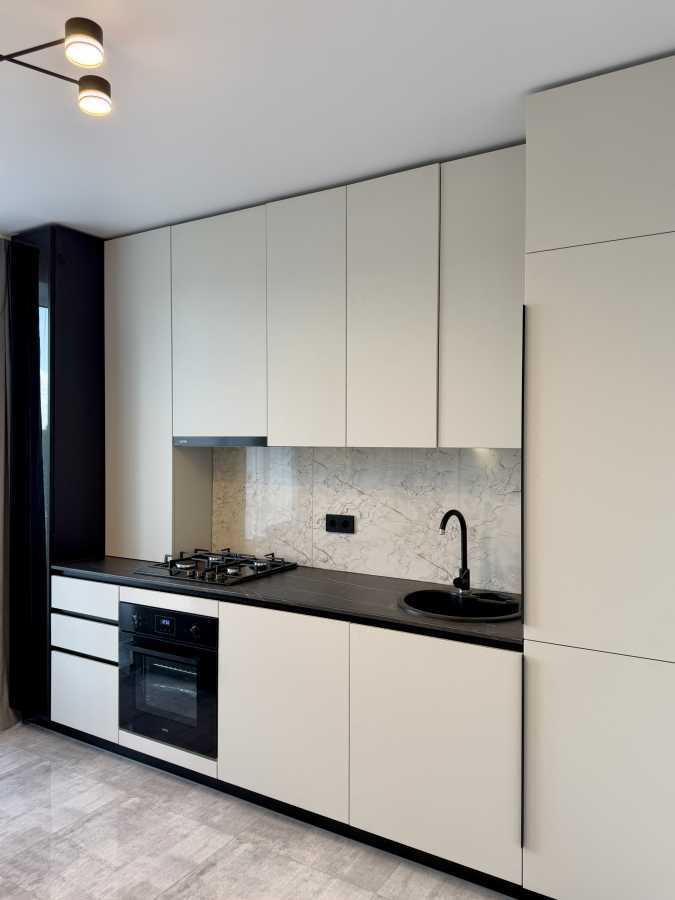 Продажа 1-комнатной квартиры 31 м², Институтская ул., 5