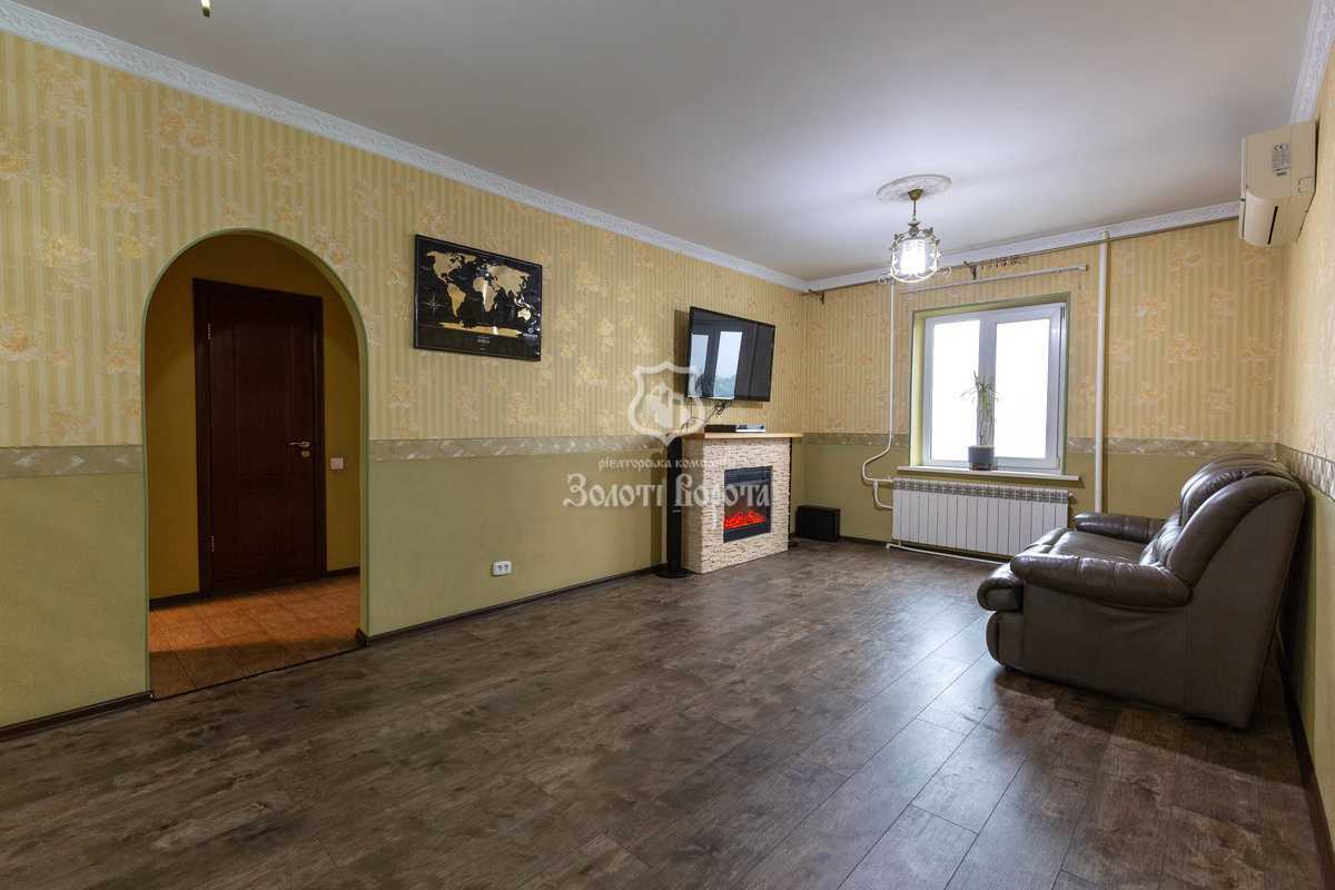 Продажа 3-комнатной квартиры 75.3 м², Ревуцкого ул., 44