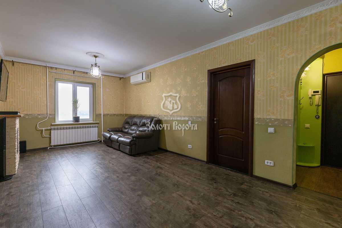 Продажа 3-комнатной квартиры 75.3 м², Ревуцкого ул., 44