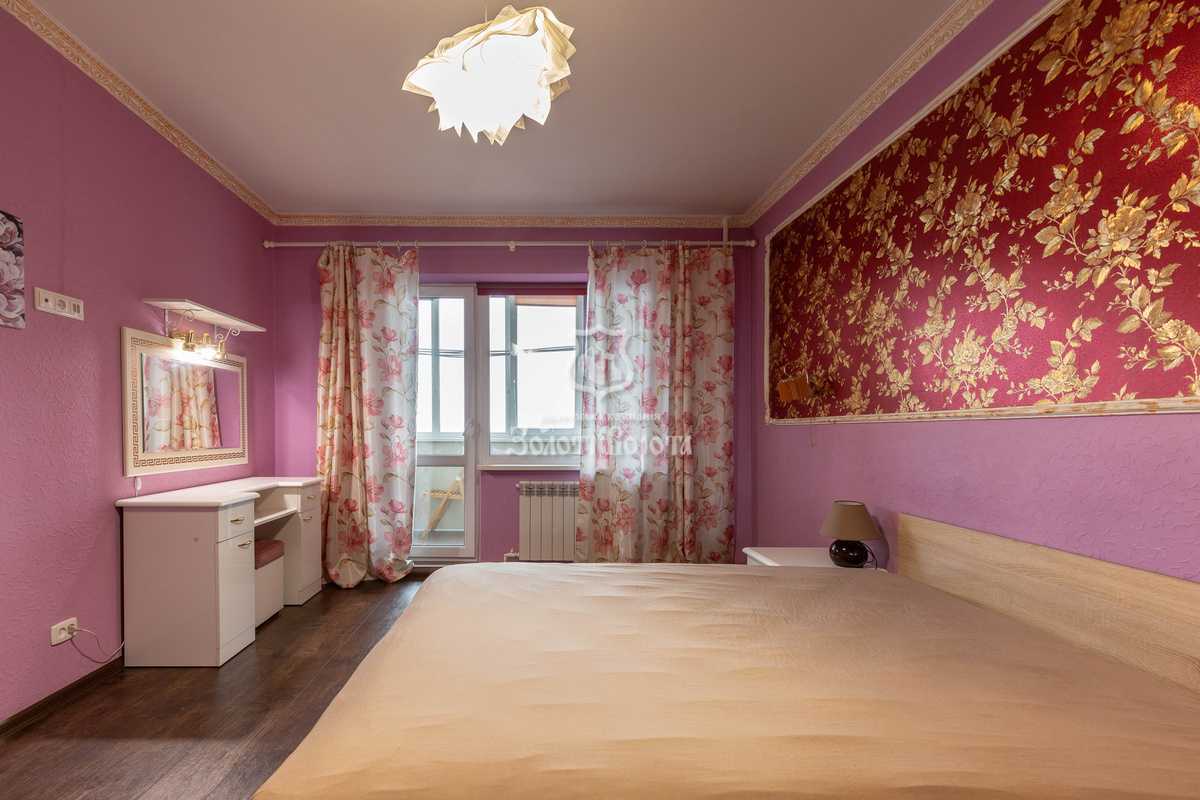 Продажа 3-комнатной квартиры 75.3 м², Ревуцкого ул., 44