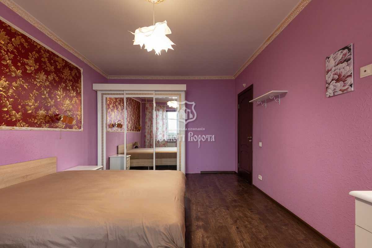 Продажа 3-комнатной квартиры 75.3 м², Ревуцкого ул., 44