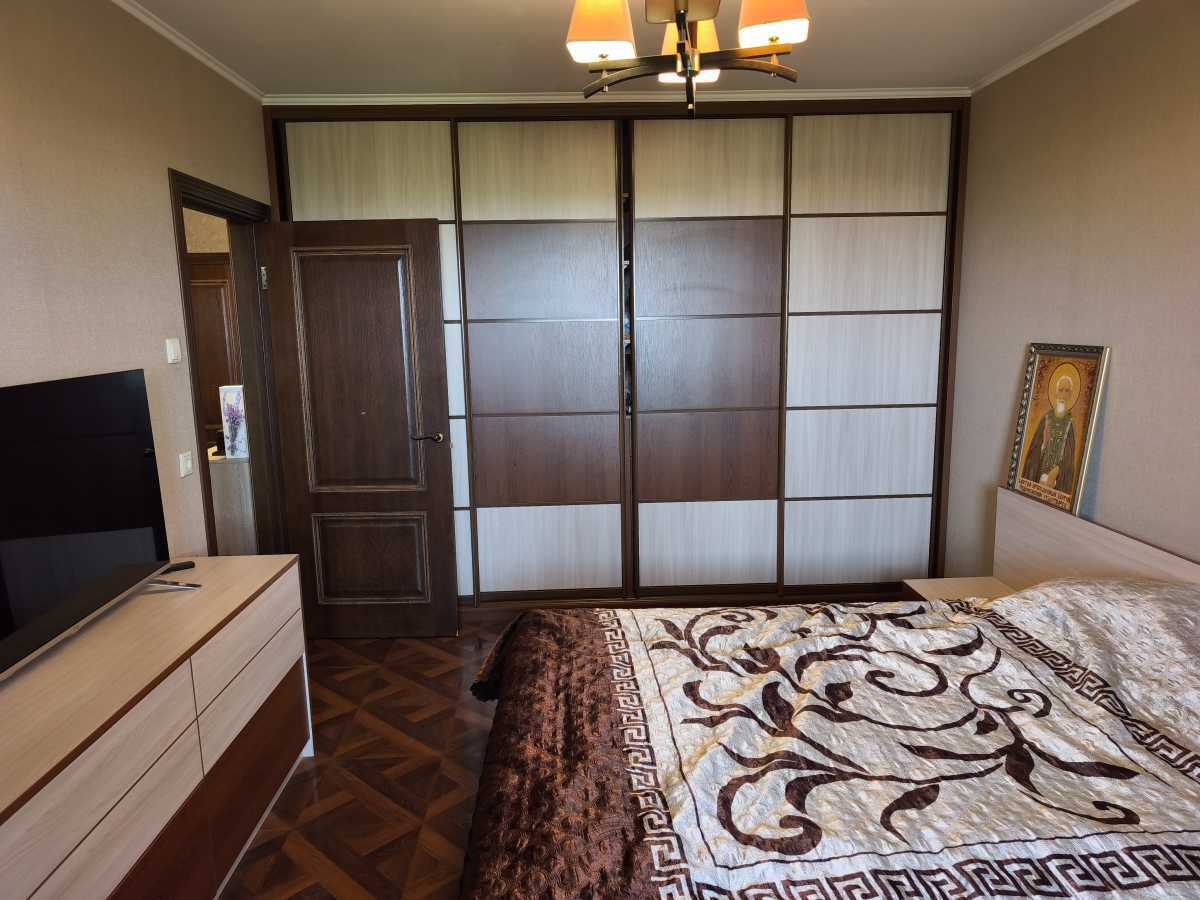 Продажа 3-комнатной квартиры 98.2 м², Здолбуновская ул., 13