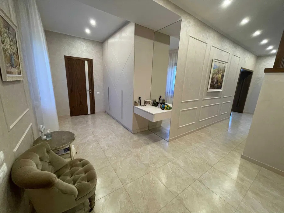 Аренда дома 650 м²