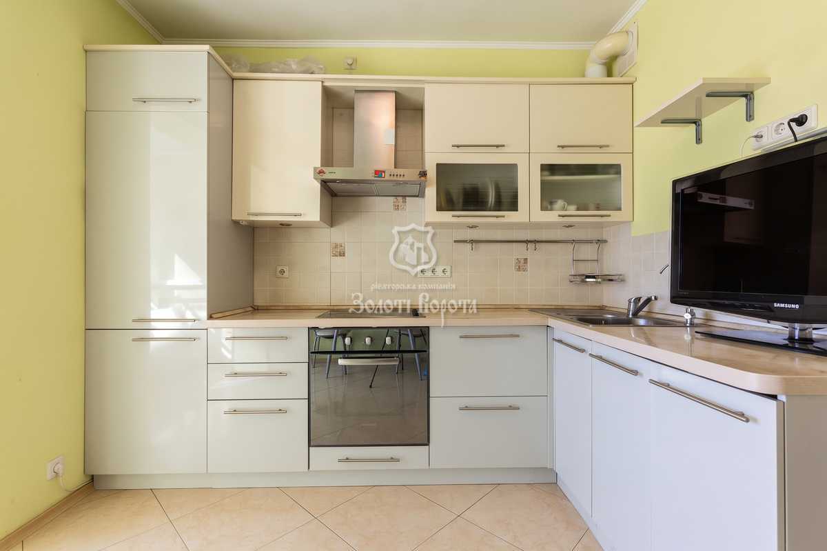 Продажа 1-комнатной квартиры 43 м², Михаила Донца ул., Драгоманова, 12а