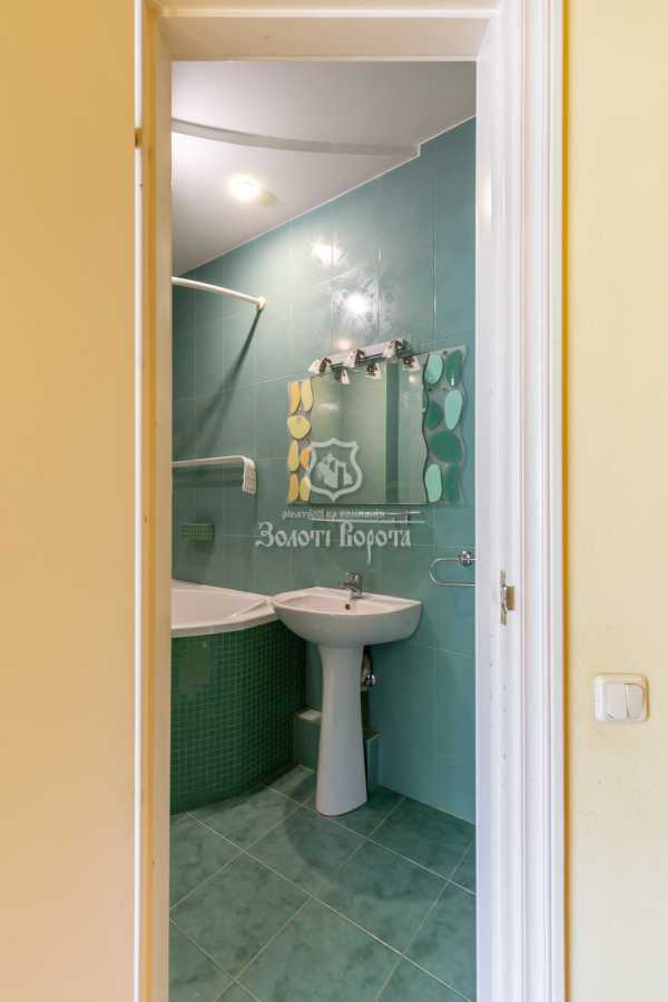 Продажа 1-комнатной квартиры 43 м², Михаила Донца ул., Драгоманова, 12а