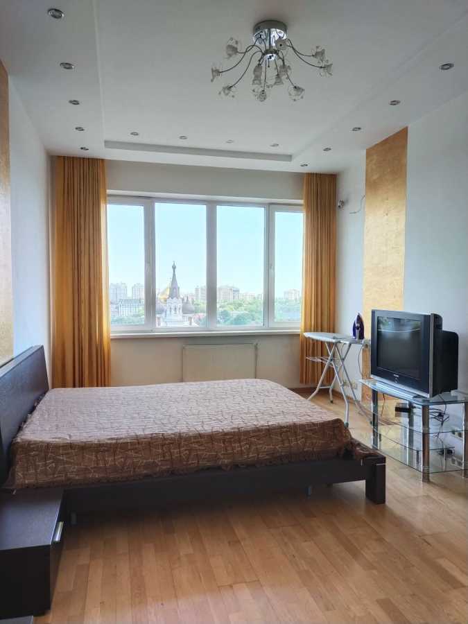 Аренда 1-комнатной квартиры 50 м², Екатерининская ул., 90