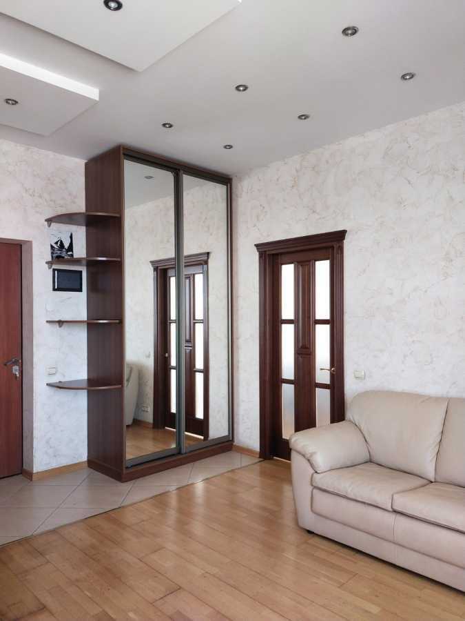 Аренда 1-комнатной квартиры 50 м², Екатерининская ул., 90