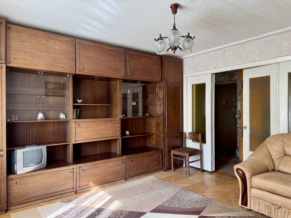 Продажа 2-комнатной квартиры 52 м², Генерала Витрука ул., 7А