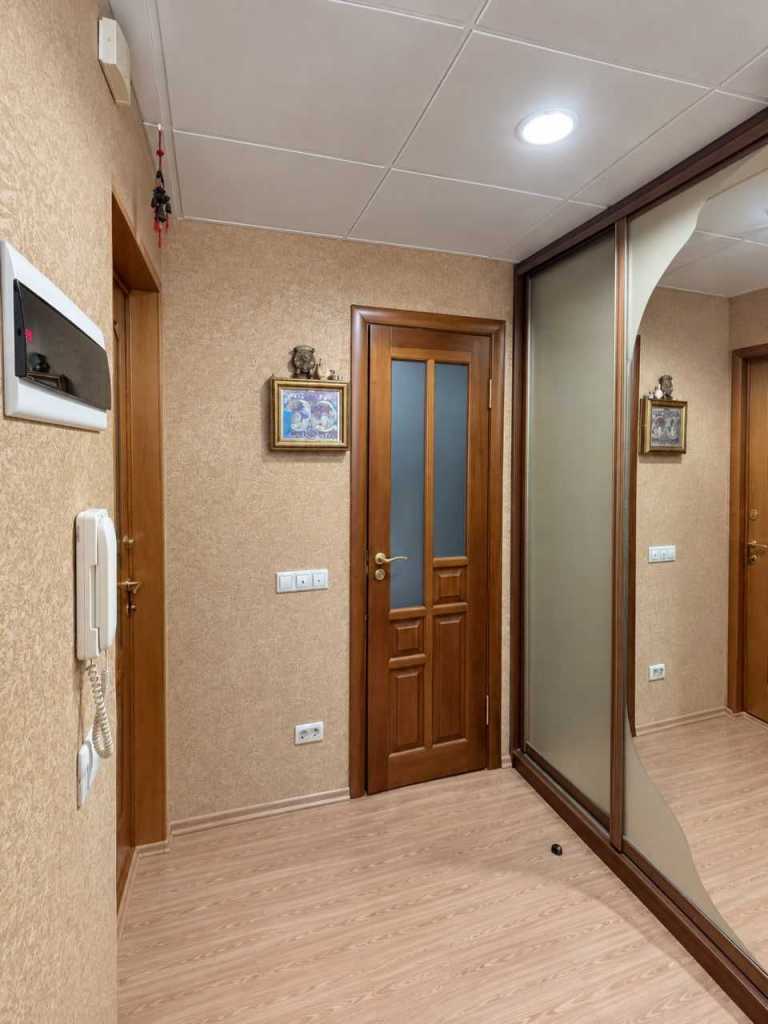 Продажа 3-комнатной квартиры 69 м², Академика Булаховского ул., 30А