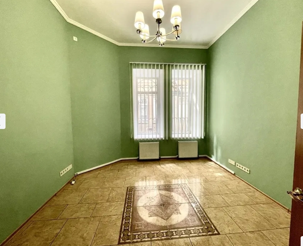 Оренда офісу 76 м², Шмидта Лейтенанта вул.