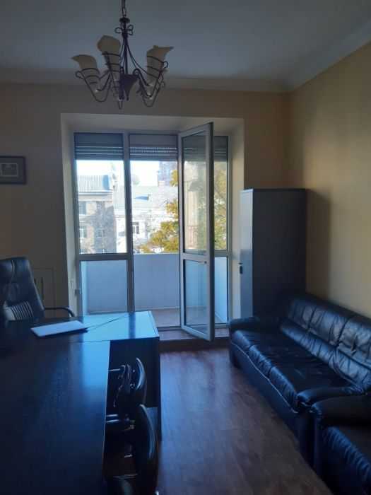 Продажа 4-комнатной квартиры 173 м², Институтская ул., 22/7