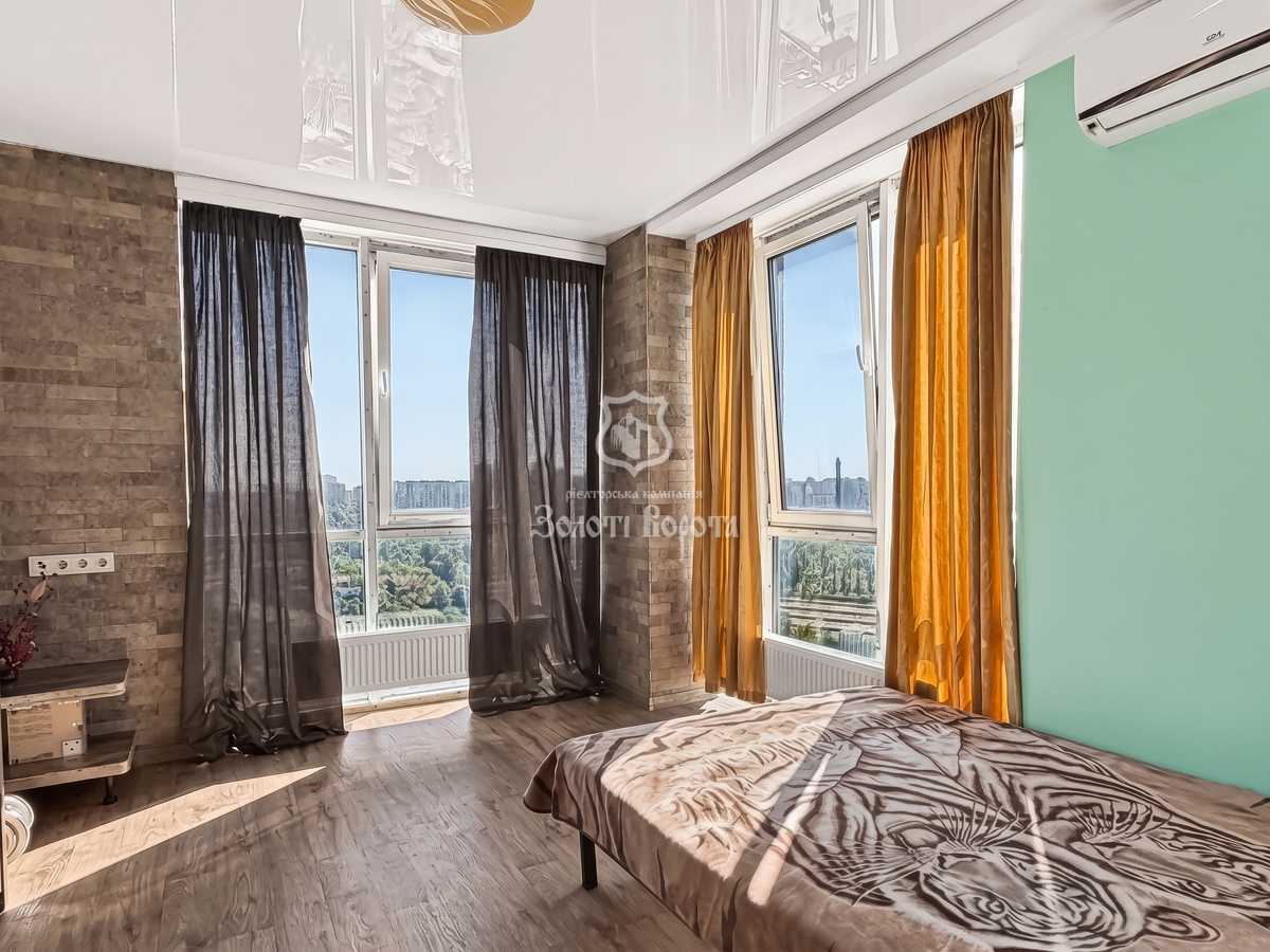Продажа 2-комнатной квартиры 48.7 м², Юрия Шумского ул., 5