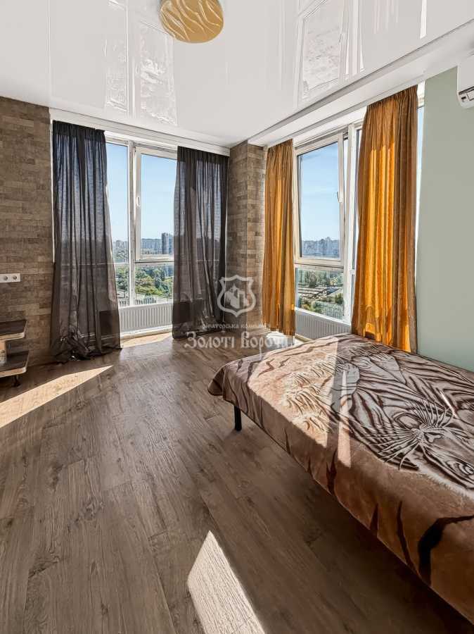 Продажа 2-комнатной квартиры 48.7 м², Юрия Шумского ул., 5