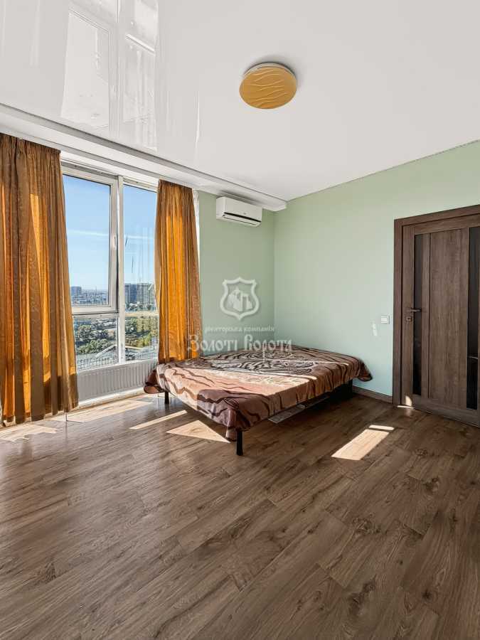 Продажа 2-комнатной квартиры 48.7 м², Юрия Шумского ул., 5