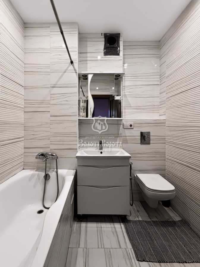 Продажа 2-комнатной квартиры 48.7 м², Юрия Шумского ул., 5