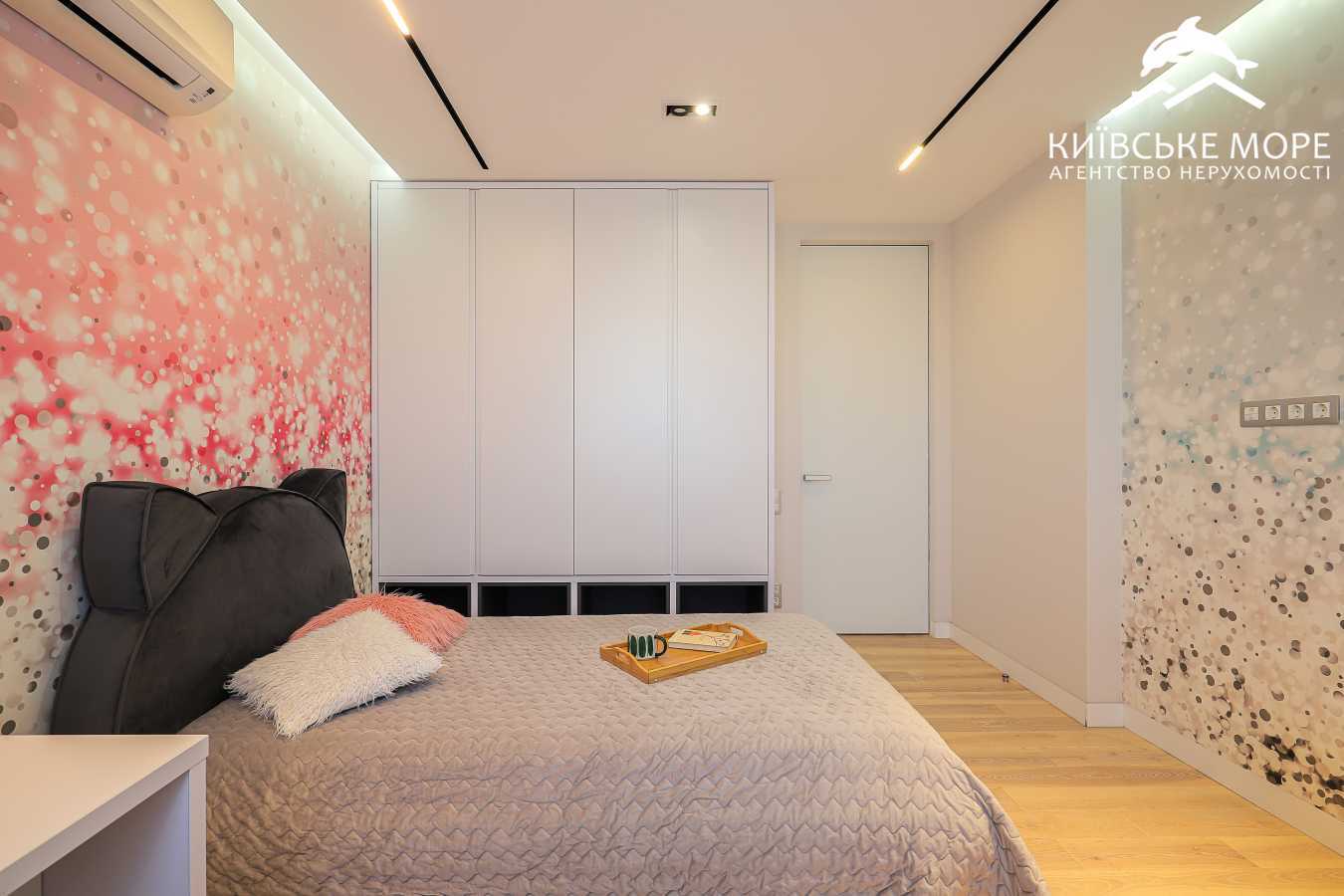 Продажа 5-комнатной квартиры 168 м², Воскресенская ул., 18