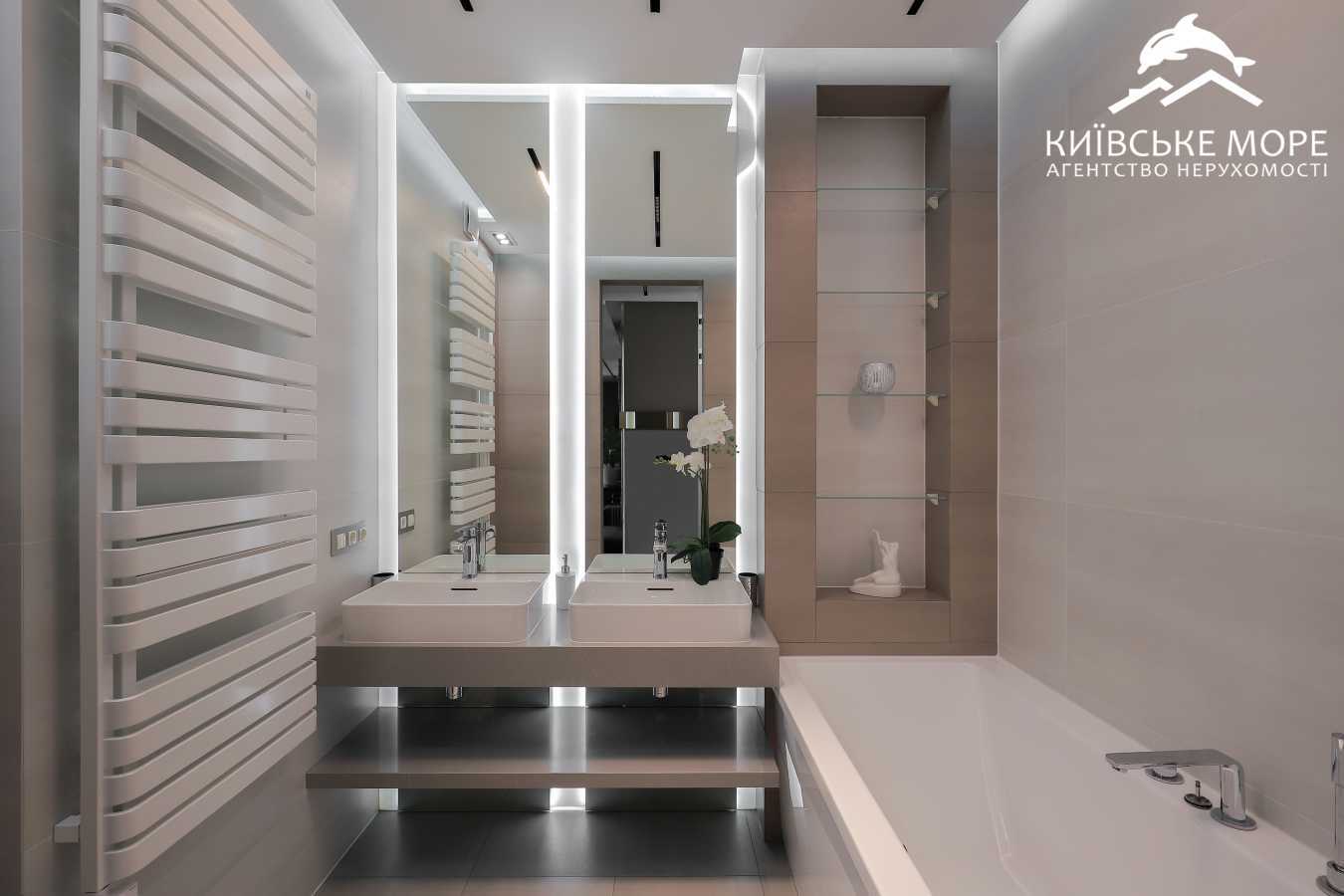 Продажа 5-комнатной квартиры 168 м², Воскресенская ул., 18