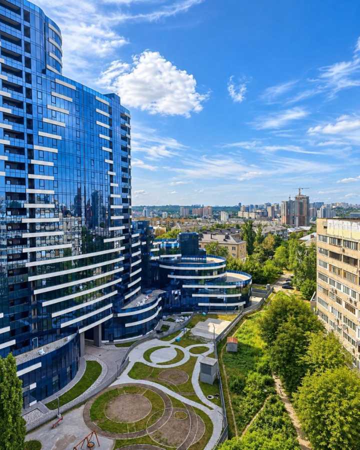 Продажа 1-комнатной квартиры 45.8 м², Чеська
