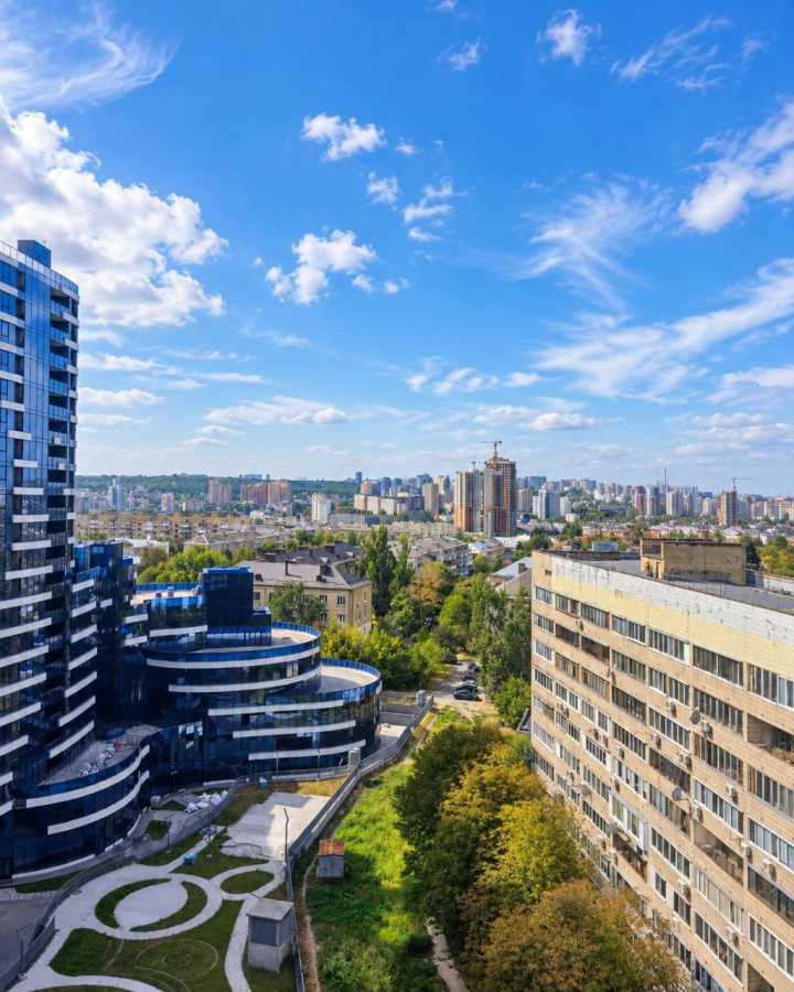 Продажа 1-комнатной квартиры 45.8 м², Чеська
