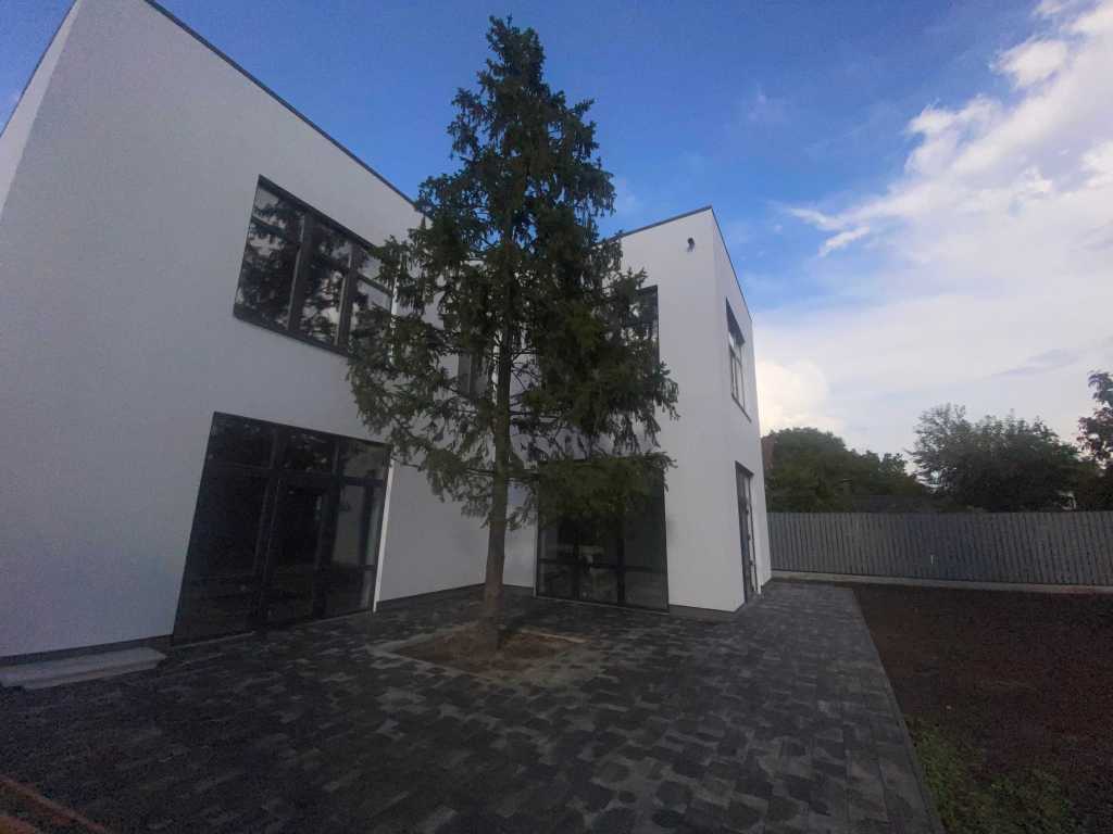 Продажа дома 218.5 м², 1-я Садовая ул.