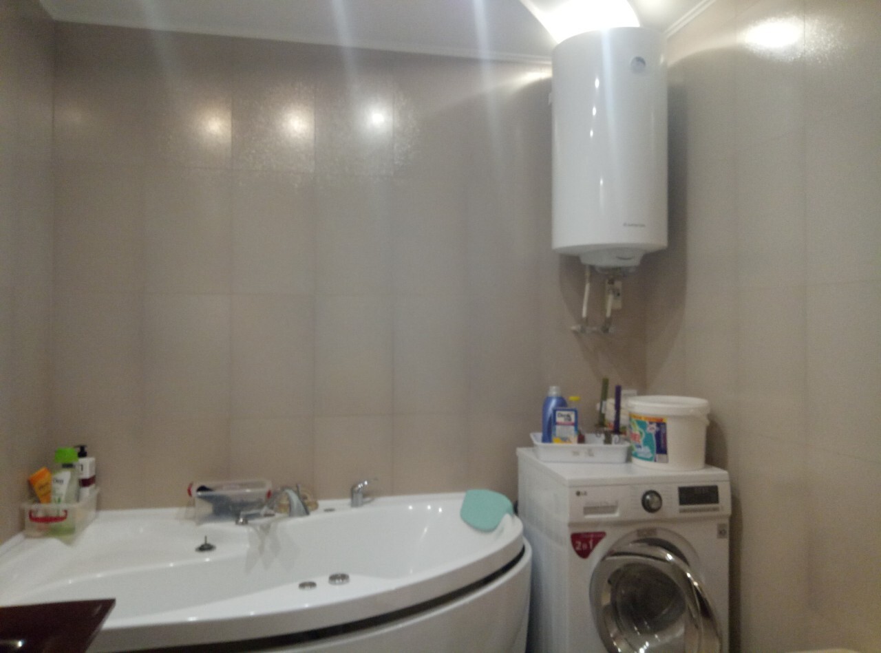 Продажа 3-комнатной квартиры 150 м², Тополевая ул., 26
