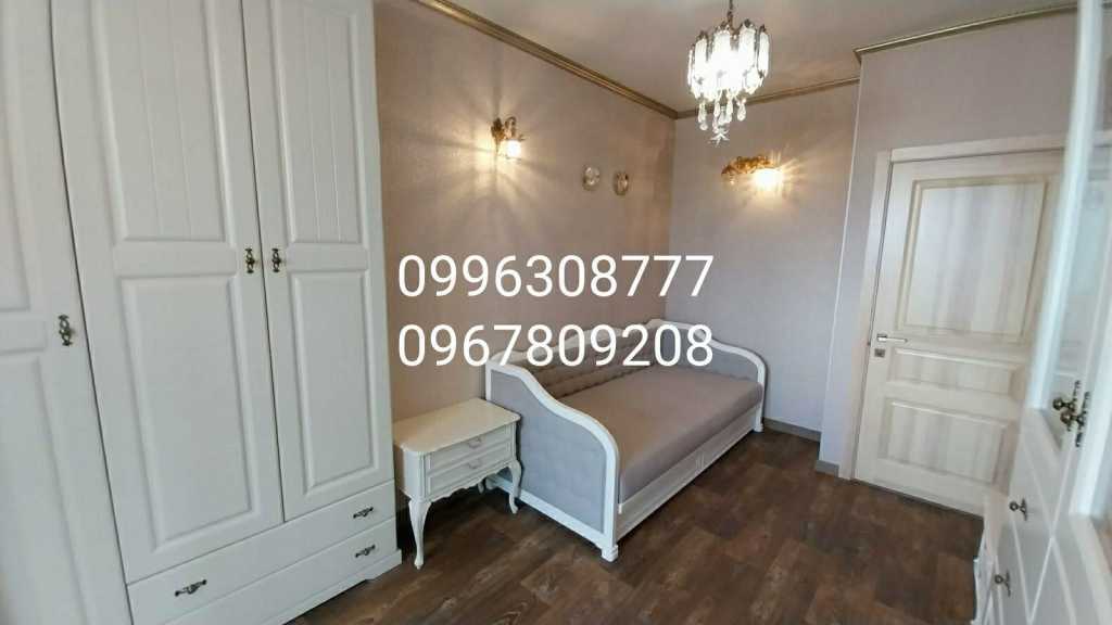 Продажа 3-комнатной квартиры 94 м², Искринский пер., 19