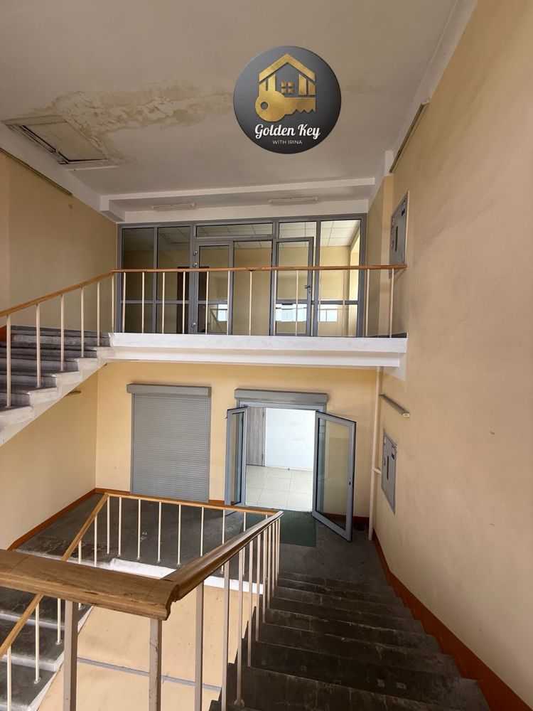Продажа офиса 39.7 м², Евгения Сверстюка ул., 11