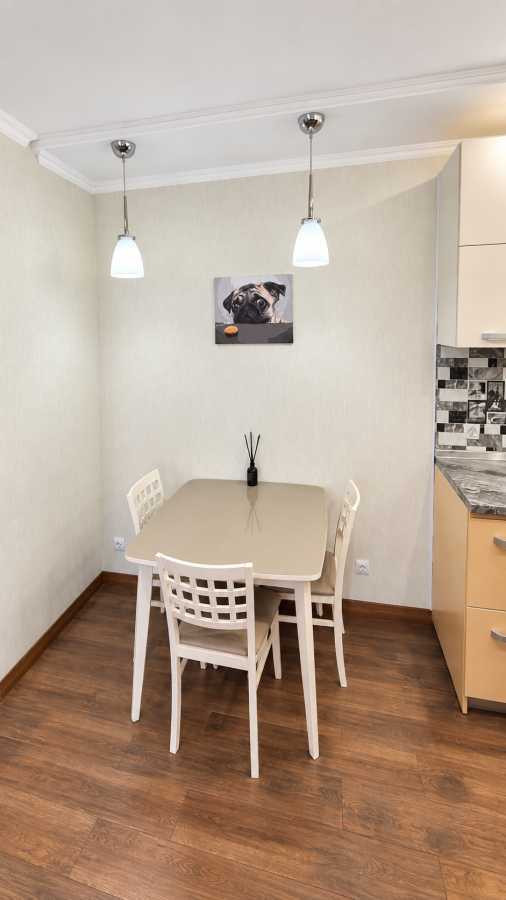 Продажа 1-комнатной квартиры 52 м², Михаила Донца ул., Ломоносова, 48