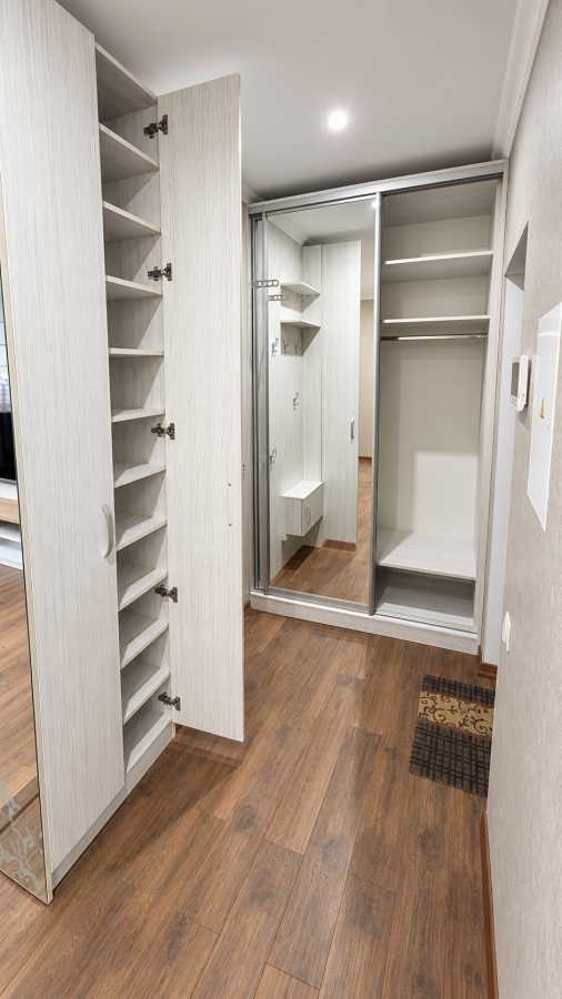 Продажа 1-комнатной квартиры 52 м², Михаила Донца ул., Ломоносова, 48