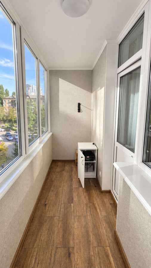 Продажа 1-комнатной квартиры 52 м², Михаила Донца ул., Ломоносова, 48