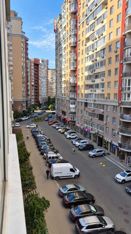 Продажа 1-комнатной квартиры 52 м², Михаила Донца ул., Ломоносова, 48