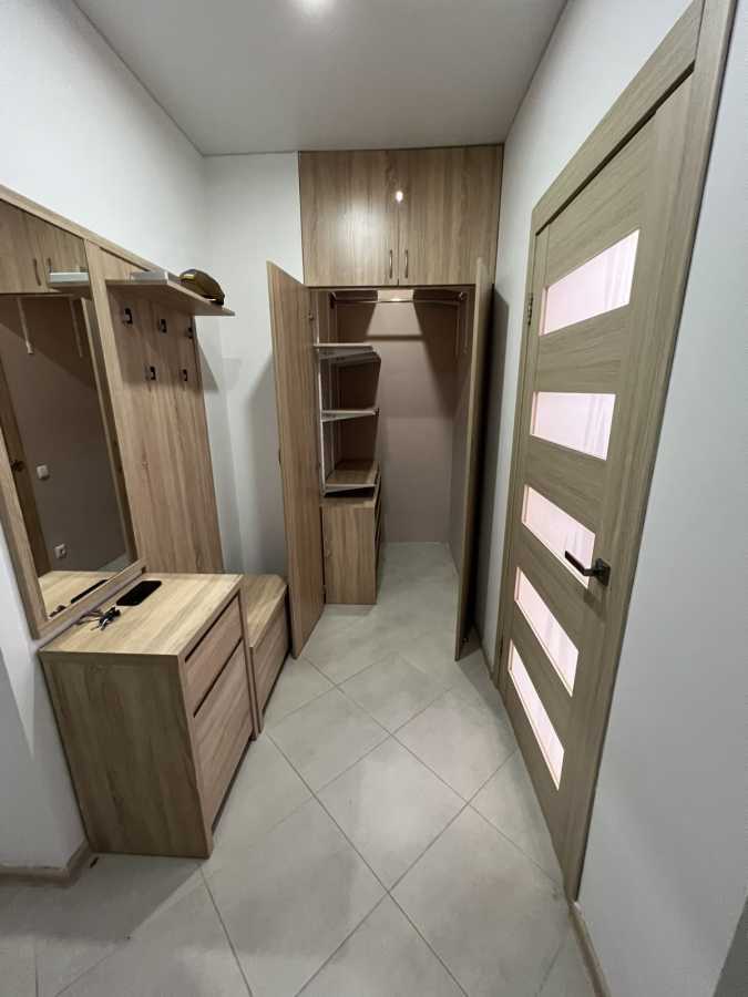 Оренда 1-кімнатної квартири 42 м², Чорновола вул., 6А
