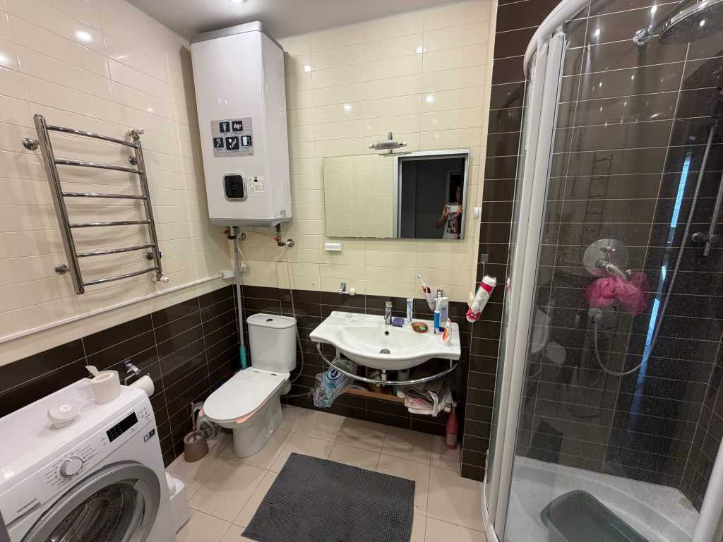 Оренда 4-кімнатної квартири 178 м², Старонаводницька вул., 13
