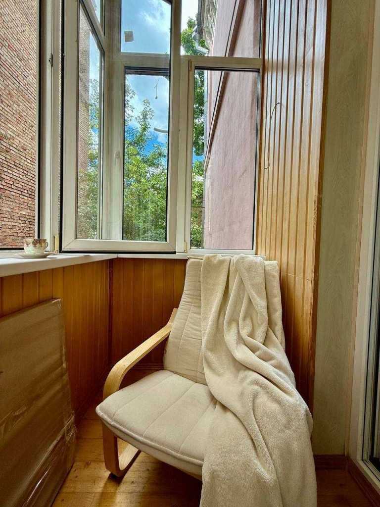 Оренда 2-кімнатної квартири 47 м², Панаса Мирного вул., 9Б