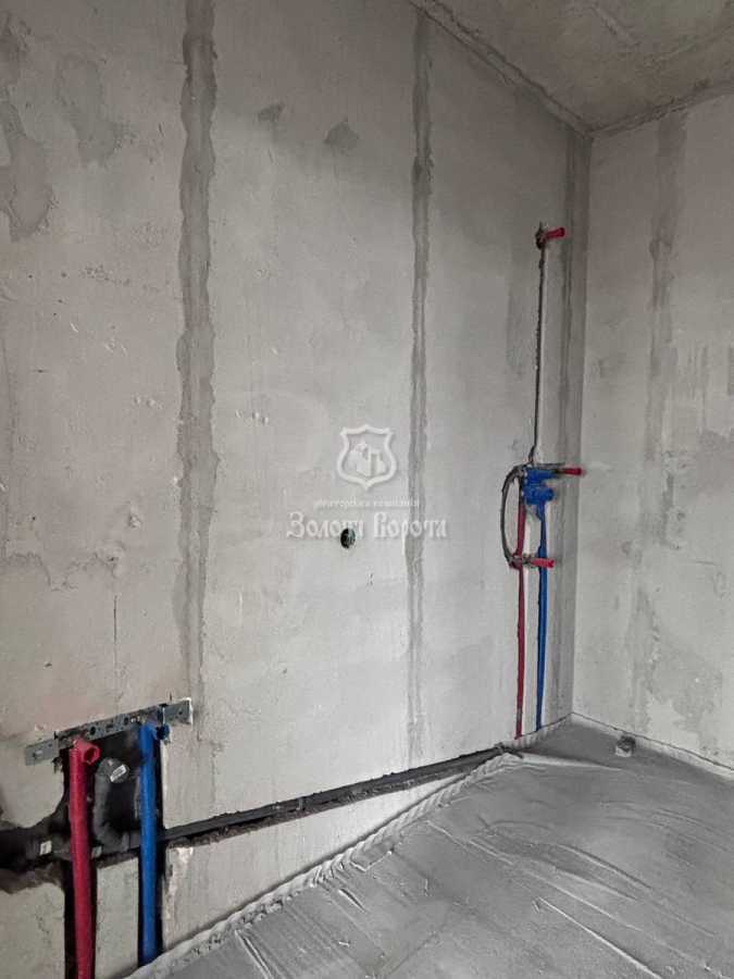 Продаж 2-кімнатної квартири 71.3 м², Полкова вул., 65