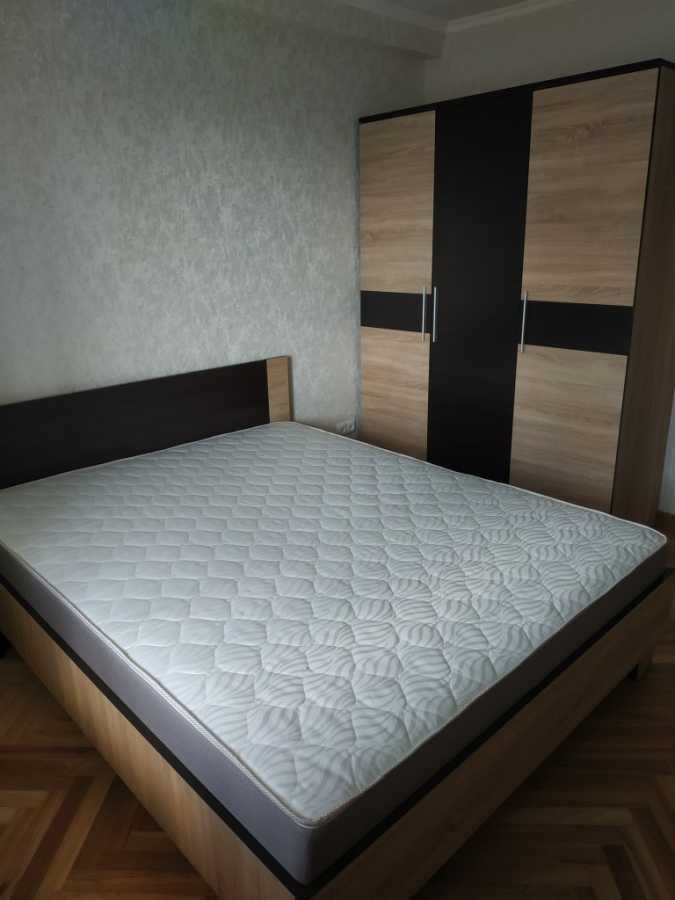 Продажа 2-комнатной квартиры 49 м², Труда бул., 8