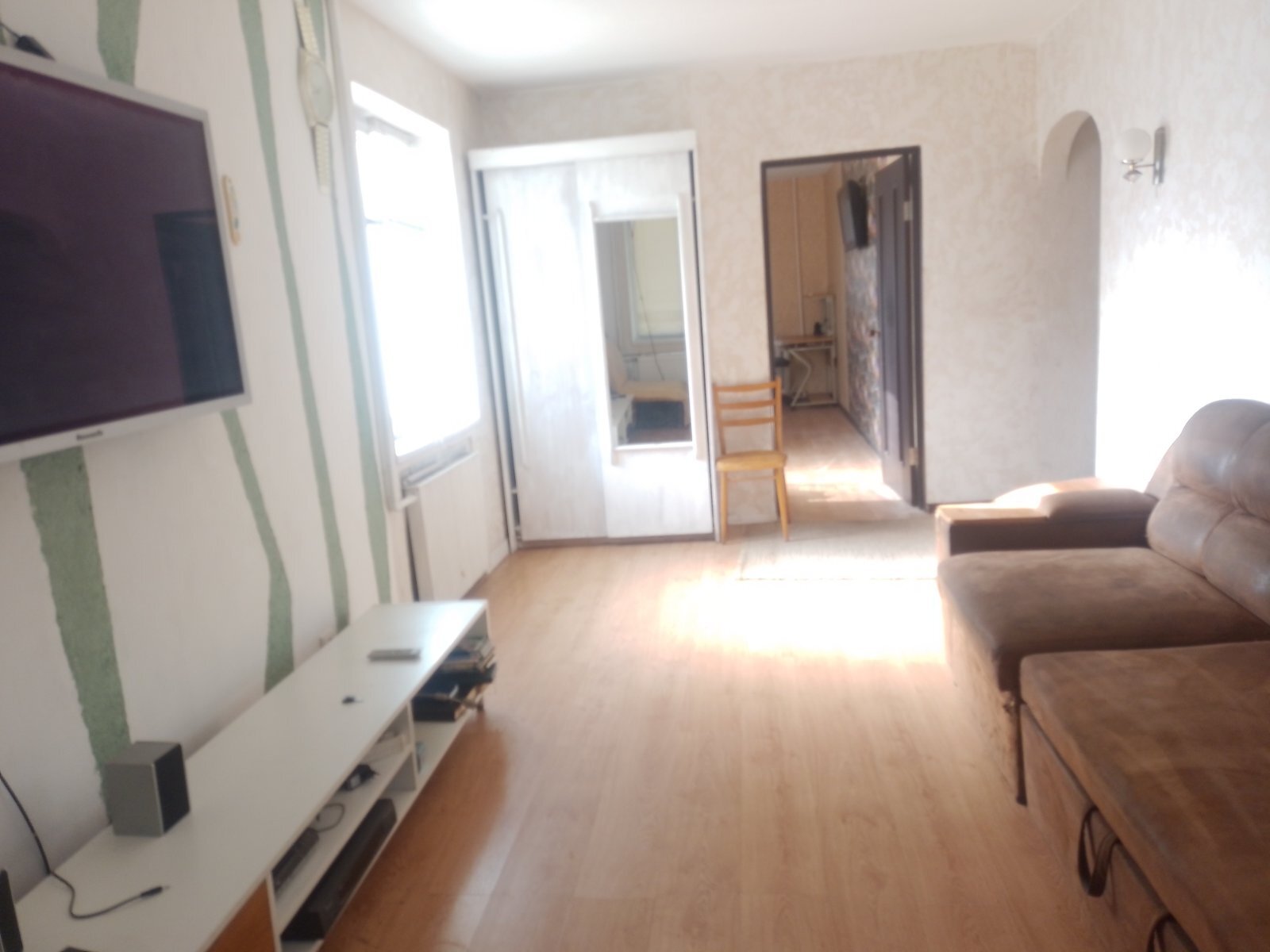 Оренда 3-кімнатної квартири 60 м², Симиренка вул., 5